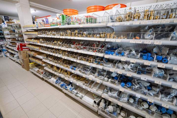 Vente équipements de plomberie Brando